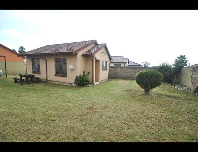 2 BEDROOM HOUSE FOR SALE IN DAWN PARK